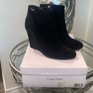 Calvin Klein Cena Wedge Bootie size 9, great condition.